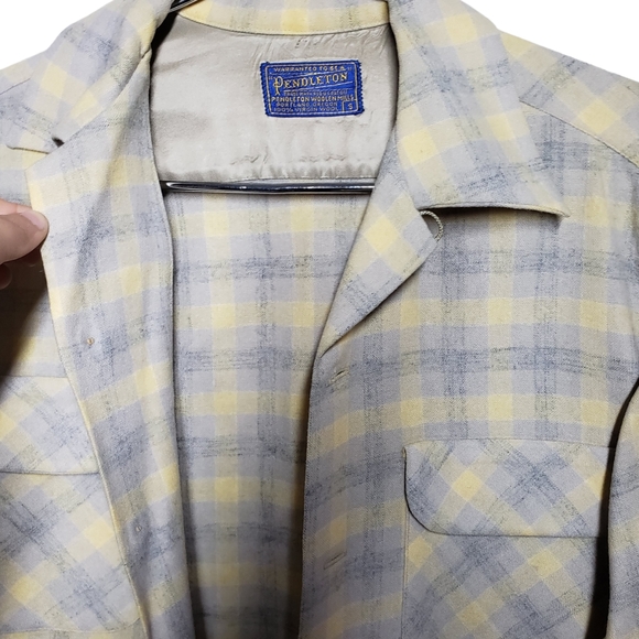 Pendleton Men's Fitted Plaid Board Shirt Light Gray/ Yellow Plaid Sz: Small - Picture 4 of 12